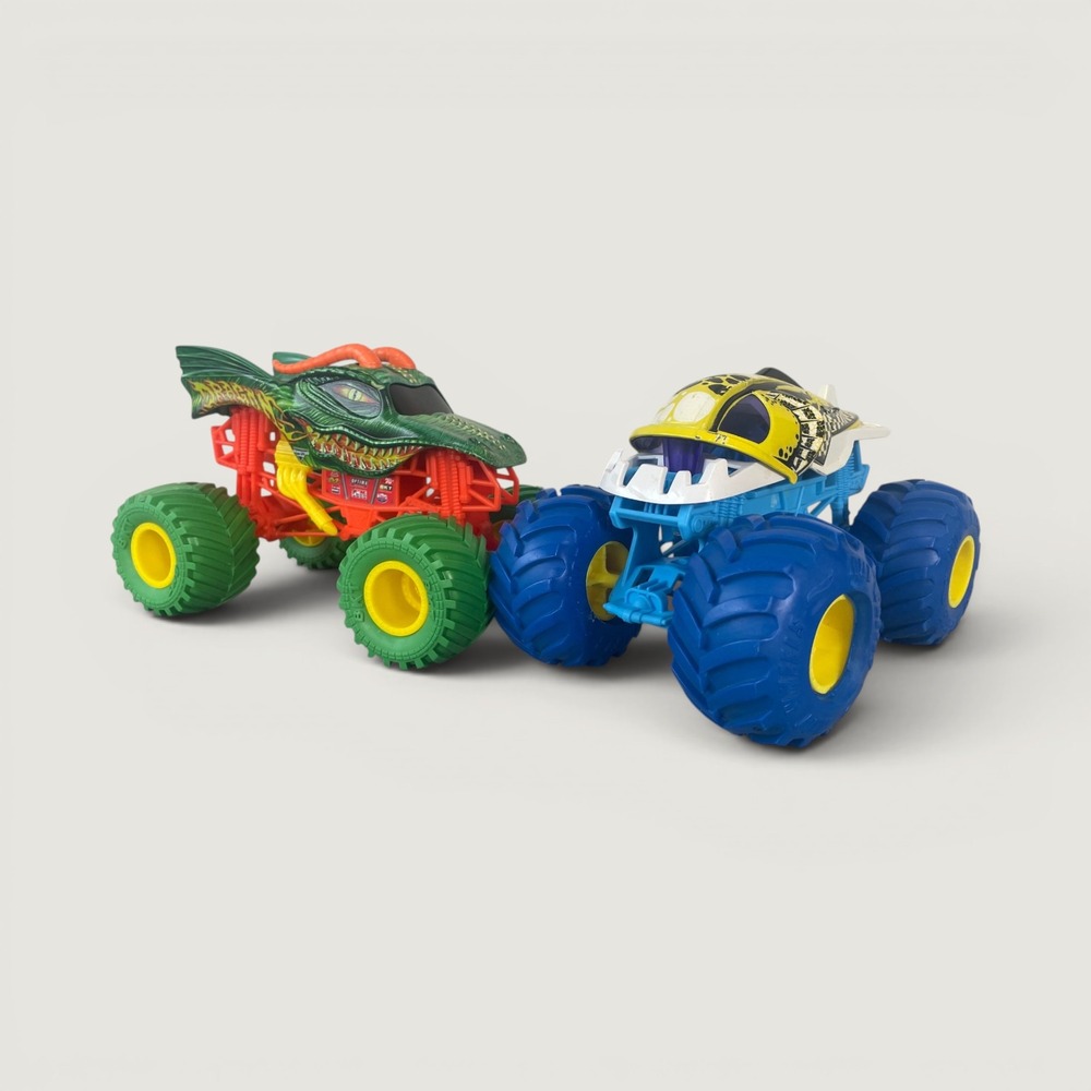 Monster Jam 1:24 Scale Die-Cast Truck Lot Dragon and Megalodon Spin‎ Master 2pc
